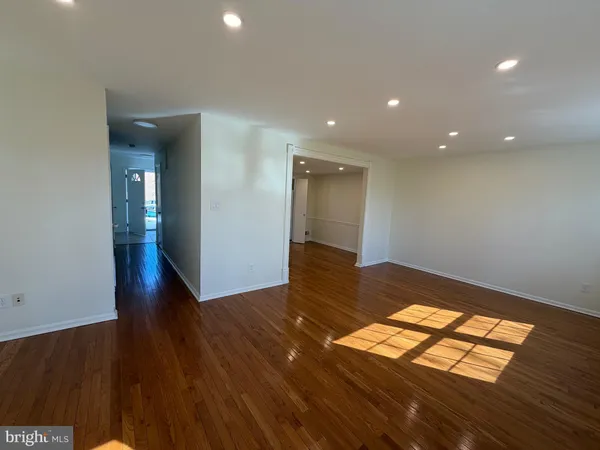 $3,500 | 2998 Covington Street, Fairfax, VA 22031