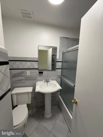 $3,500 | 2998 Covington Street, Fairfax, VA 22031