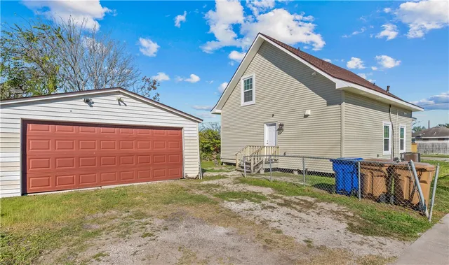 $250,000 | 1017 12th Street, Corpus Christi, TX 78404