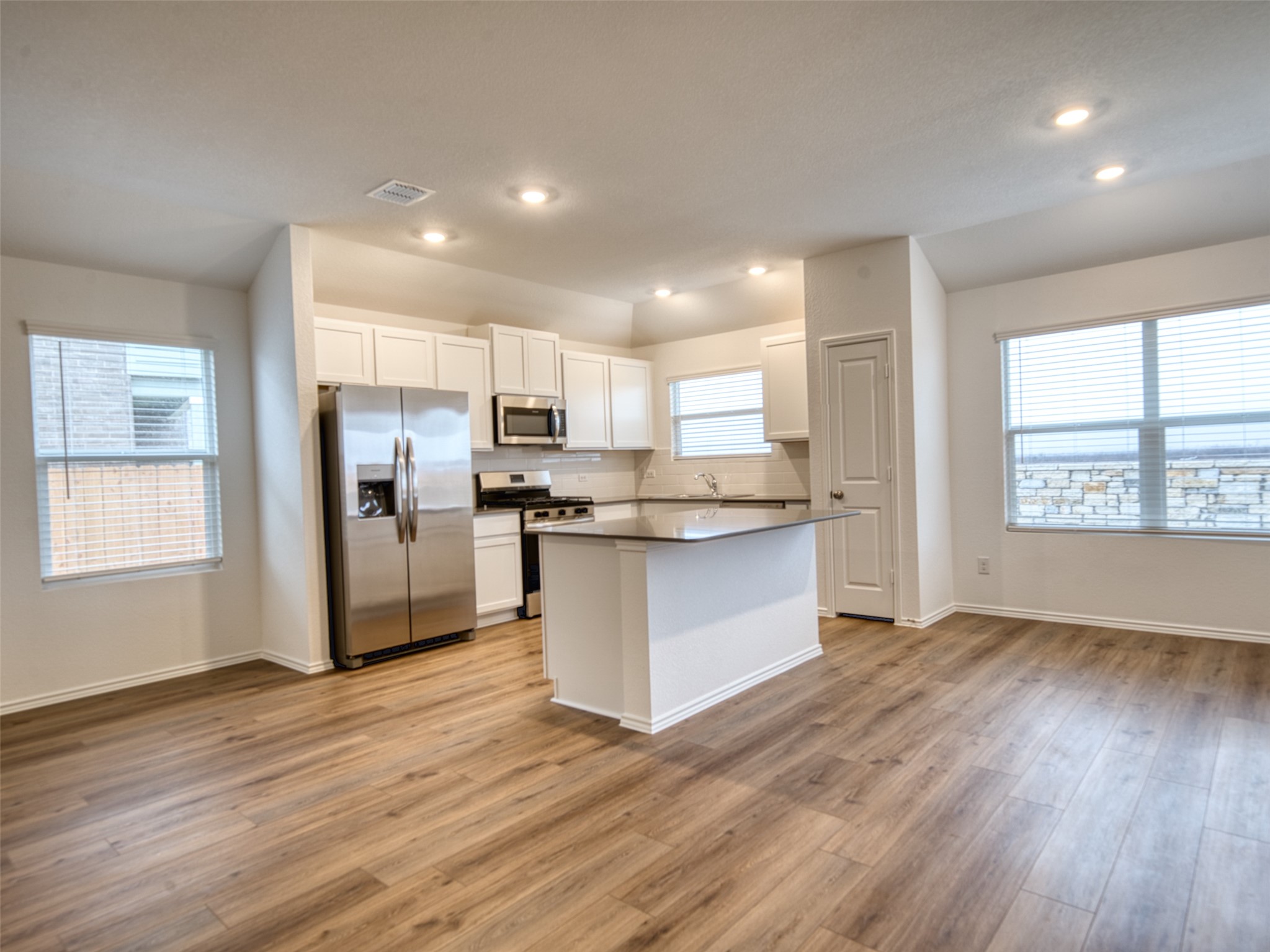 407 Avre Loop Kyle, TX 78640 - Photo 20 of 27 Gallery Image 20