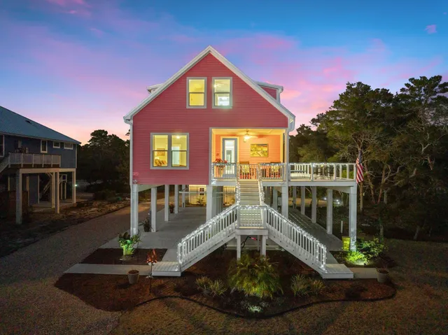 $1,329,000 | 1372 Chip Morrison Drive, Alligator Point, FL 32346