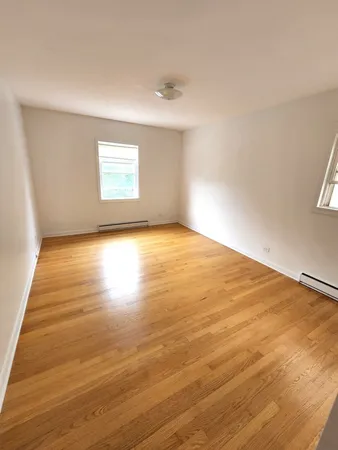 $2,000 | 8847 La Crosse Avenue, Unit 304, Skokie, IL 60077