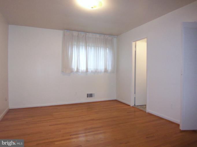 3712 Pinelea Road Windsor Mill, MD 21244 - Photo 16 of 18 Bedroom (Master)