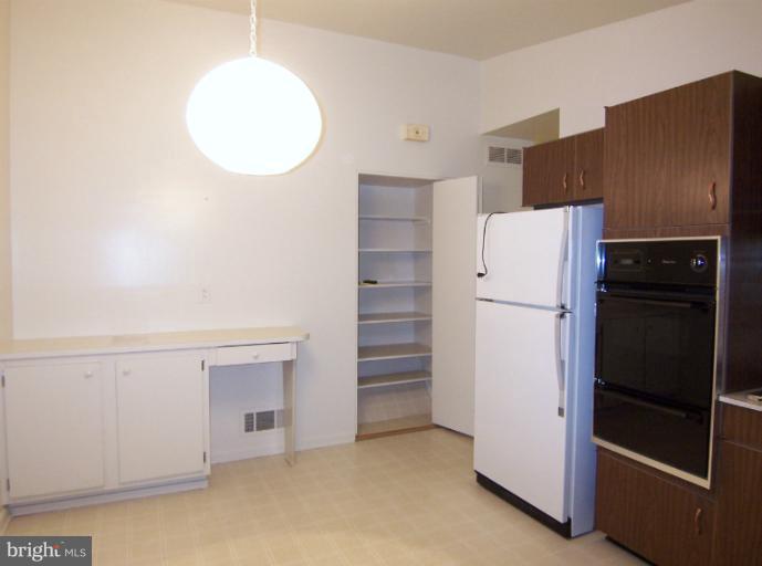3712 Pinelea Road Windsor Mill, MD 21244 - Photo 7 of 18 Kitchen