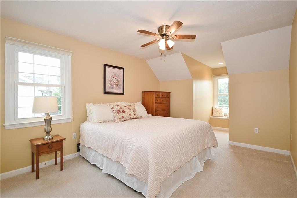 414 Meadow View Drive McKees Rocks, PA 15136 - Photo 16 of 25 Gallery Image 16