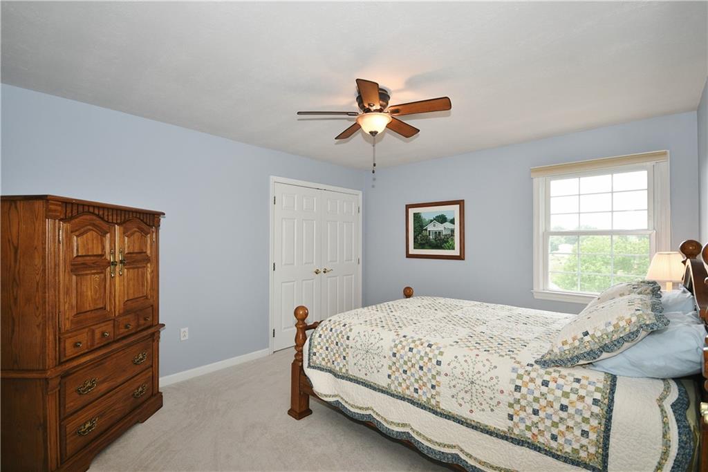 414 Meadow View Drive McKees Rocks, PA 15136 - Photo 17 of 25 Gallery Image 17