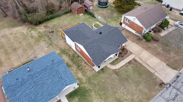 $325,000 | 10808 Clearwater Drive, St. Louis, MO 63123