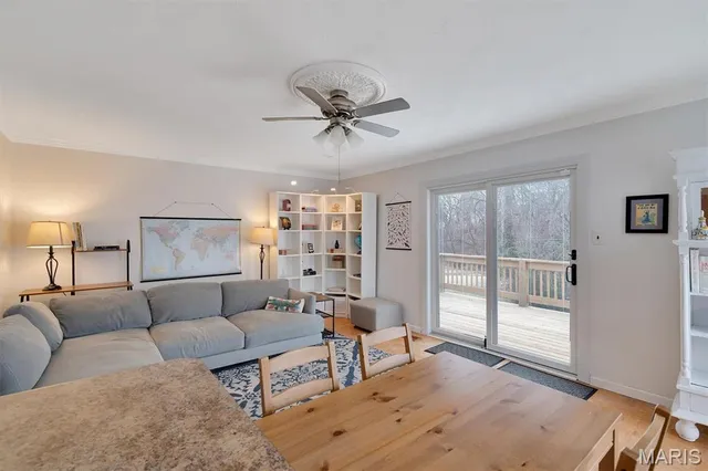 $325,000 | 10808 Clearwater Drive, St. Louis, MO 63123