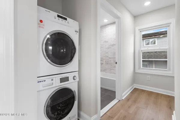 $2,600 | 260 Main Street, Unit 2, Matawan, NJ 07747
