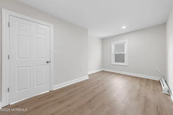 $2,600 | 260 Main Street, Unit 2, Matawan, NJ 07747