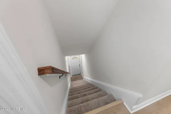 $2,600 | 260 Main Street, Unit 2, Matawan, NJ 07747