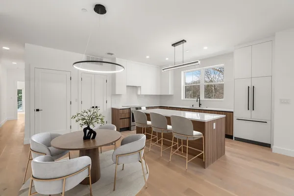 $1,747,200 | 16 Stearns Road, Unit 208, Wellesley, MA 02482