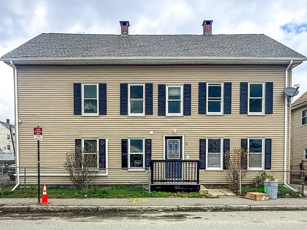 $2,000 | 18 Ellsworth Street, Unit 3, Worcester, MA 01610