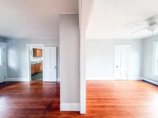 $2,000 | 18 Ellsworth Street, Unit 3, Worcester, MA 01610