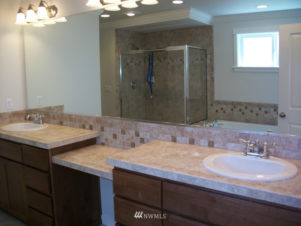 22908 43rd Drive Southeast, Unit LOT19 Bothell, WA 98021 - Photo 6 of 8