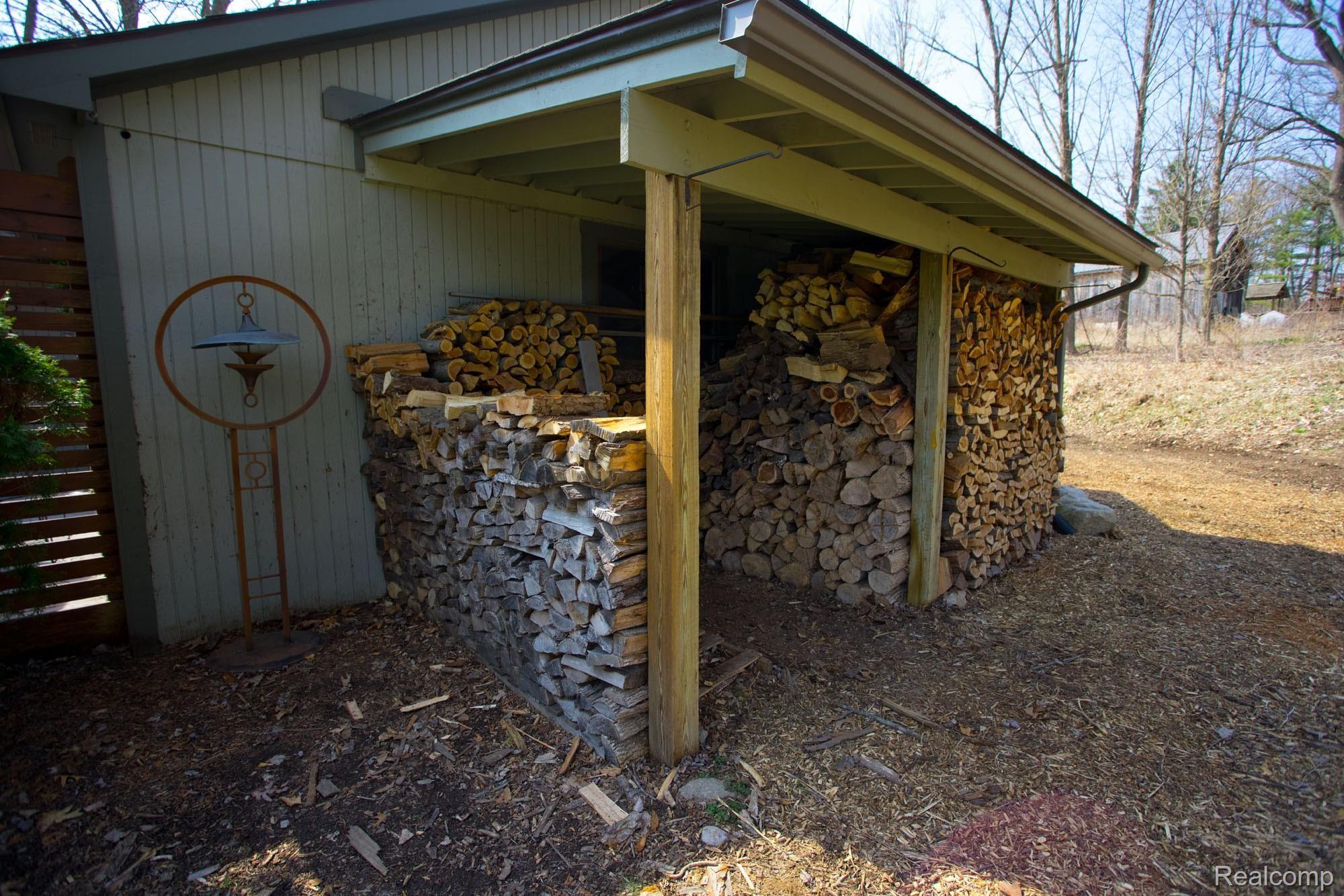 376 South Hacker Road Brighton, MI 48114 - Photo 40 of 46 376-s-hacker-00062.jpg