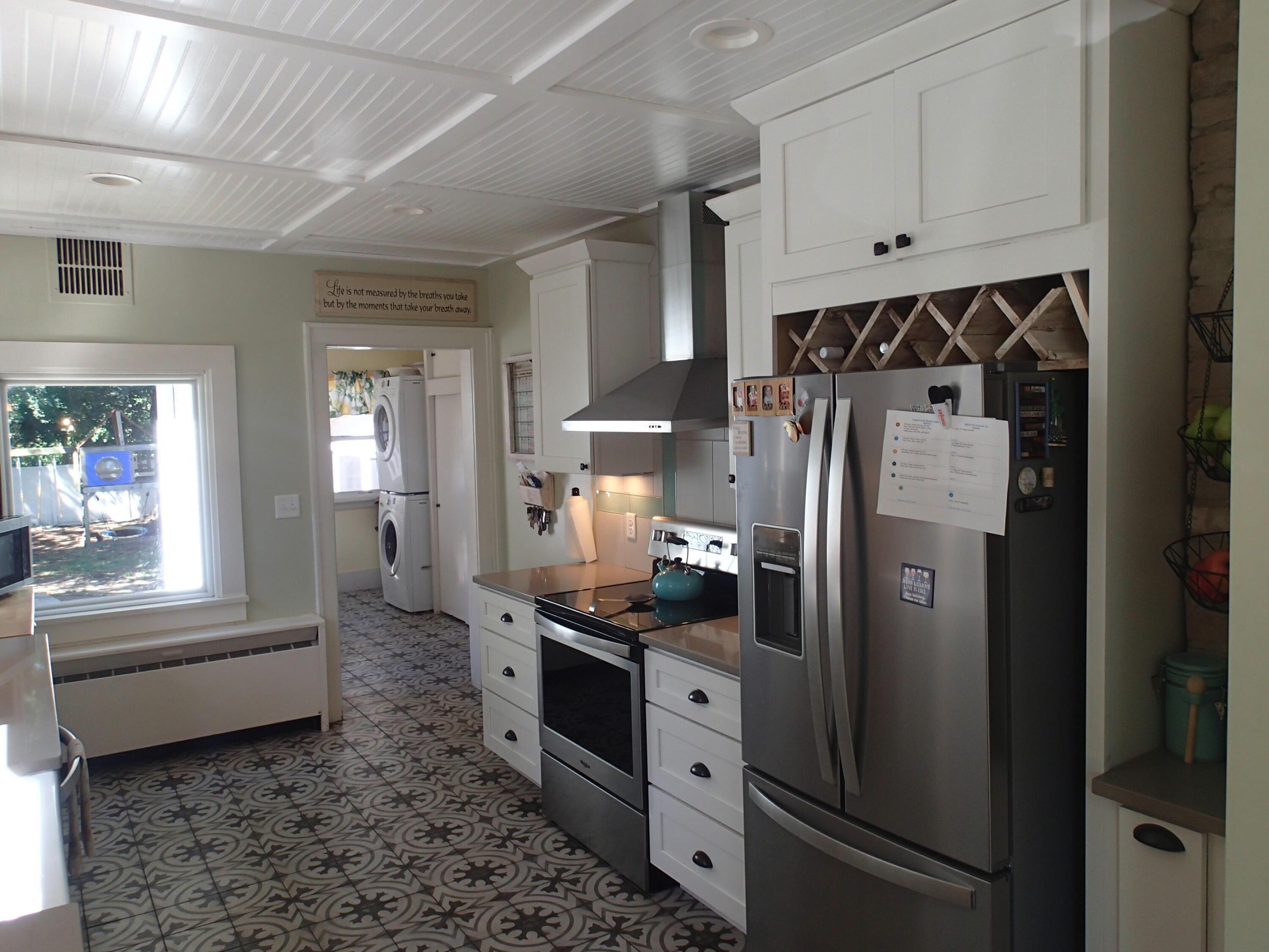331 South Lake Avenue Spring Lake, MI 49456 - Photo 13 of 34 P8300029