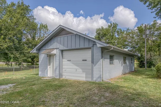 $149,000 | 1124 West 2nd Street, Pittsburg, KS 66762