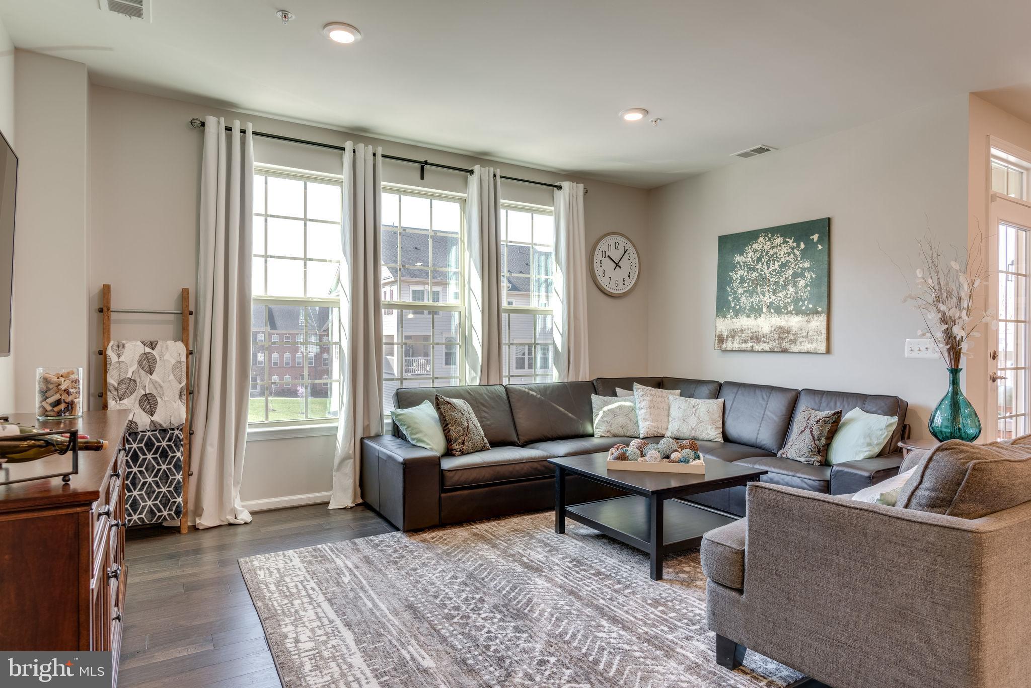 13617 Rockingham Lane Gainesville, VA 20155 - Photo 22 of 57 Relaxation will be very easy here!