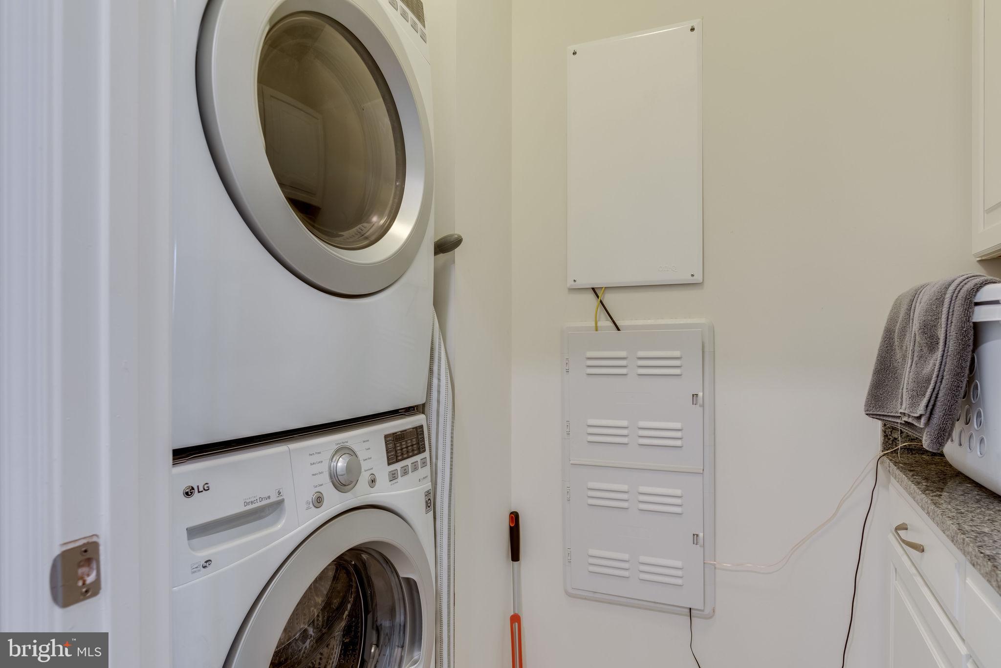 13617 Rockingham Lane Gainesville, VA 20155 - Photo 35 of 57 It's a full laundry room with storage