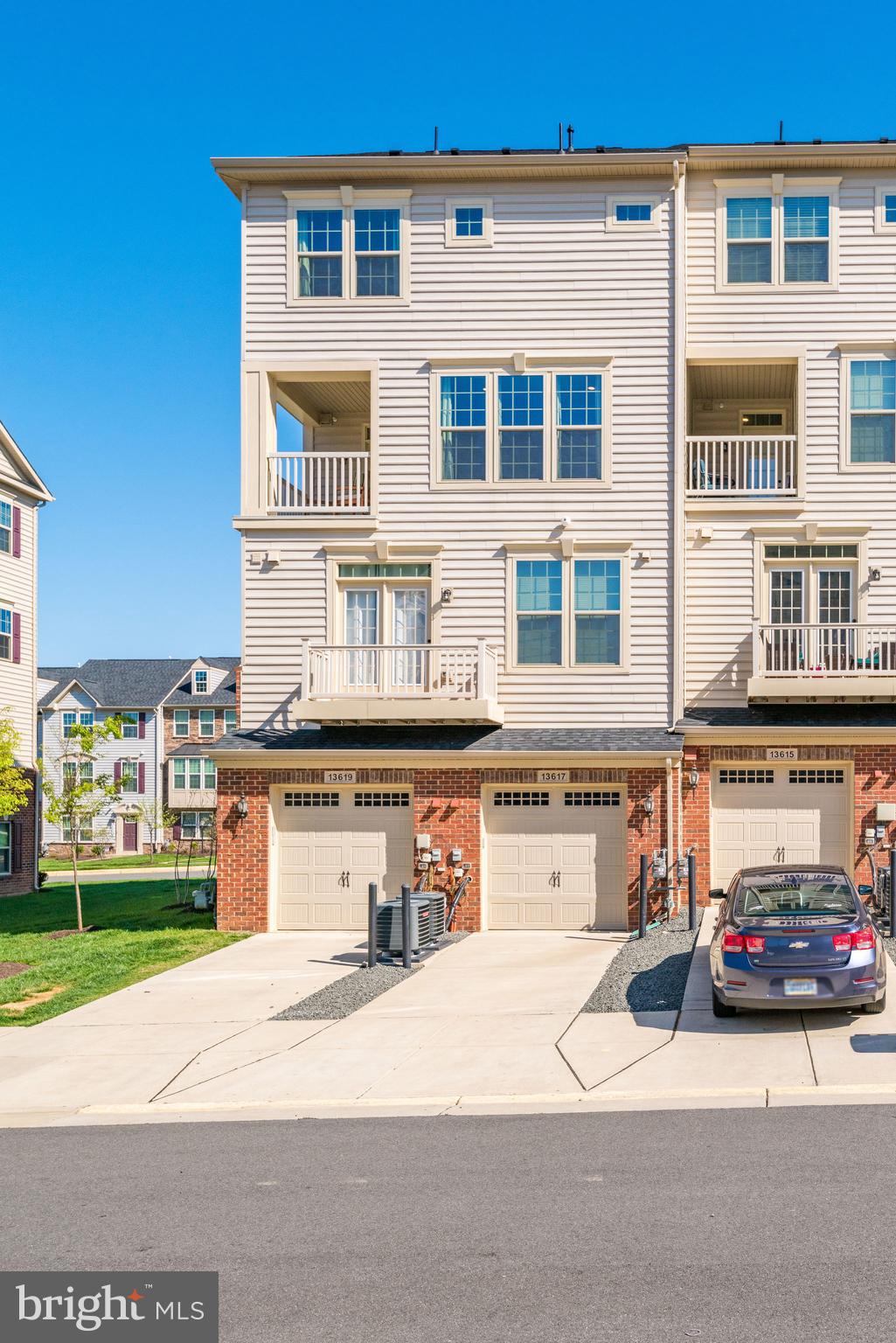 13617 Rockingham Lane Gainesville, VA 20155 - Photo 47 of 57 Plenty of parking and open space