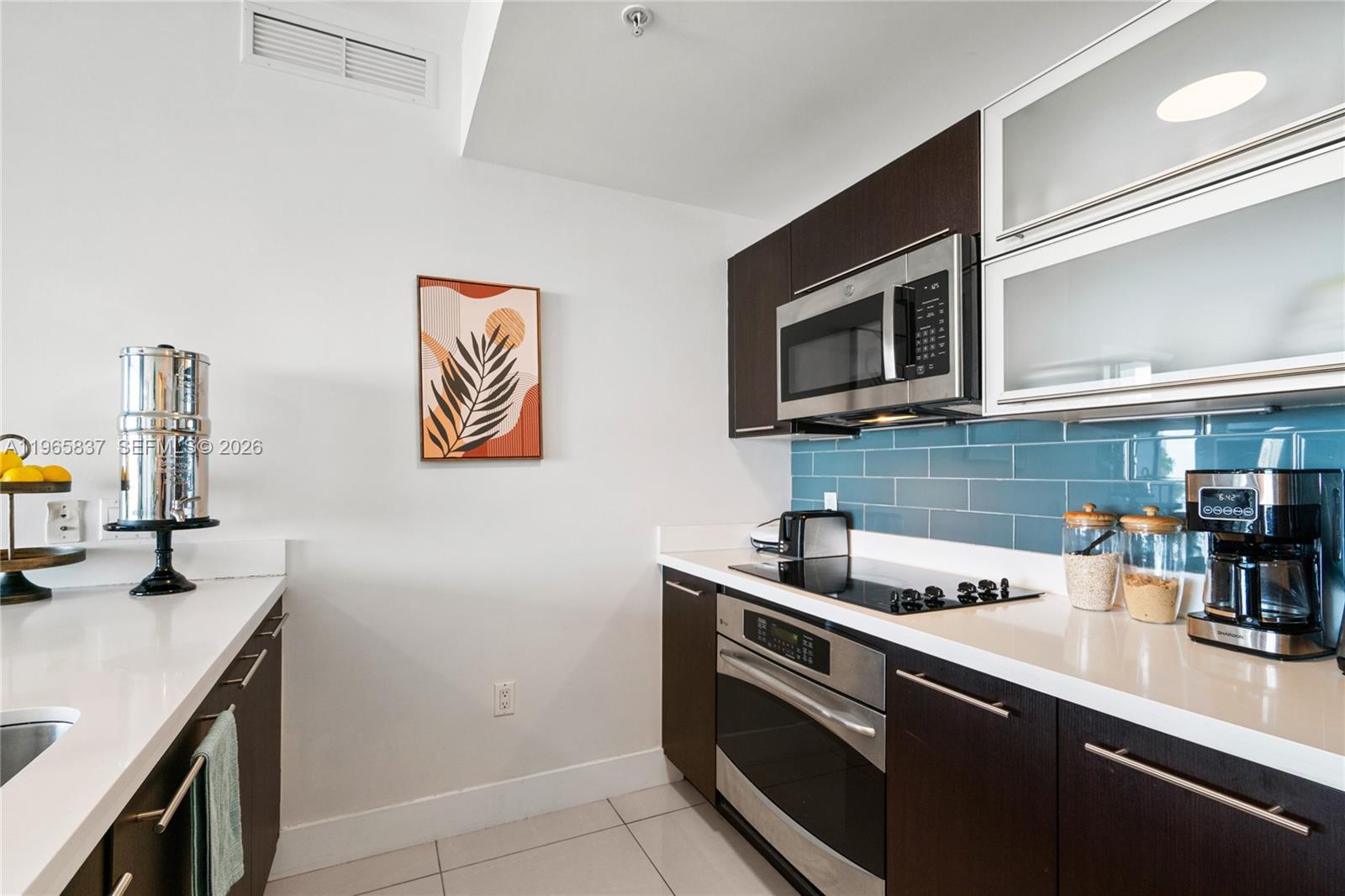 90 Southwest 3rd Street, Unit 2706 Miami, FL 33130 - Photo 15 of 68