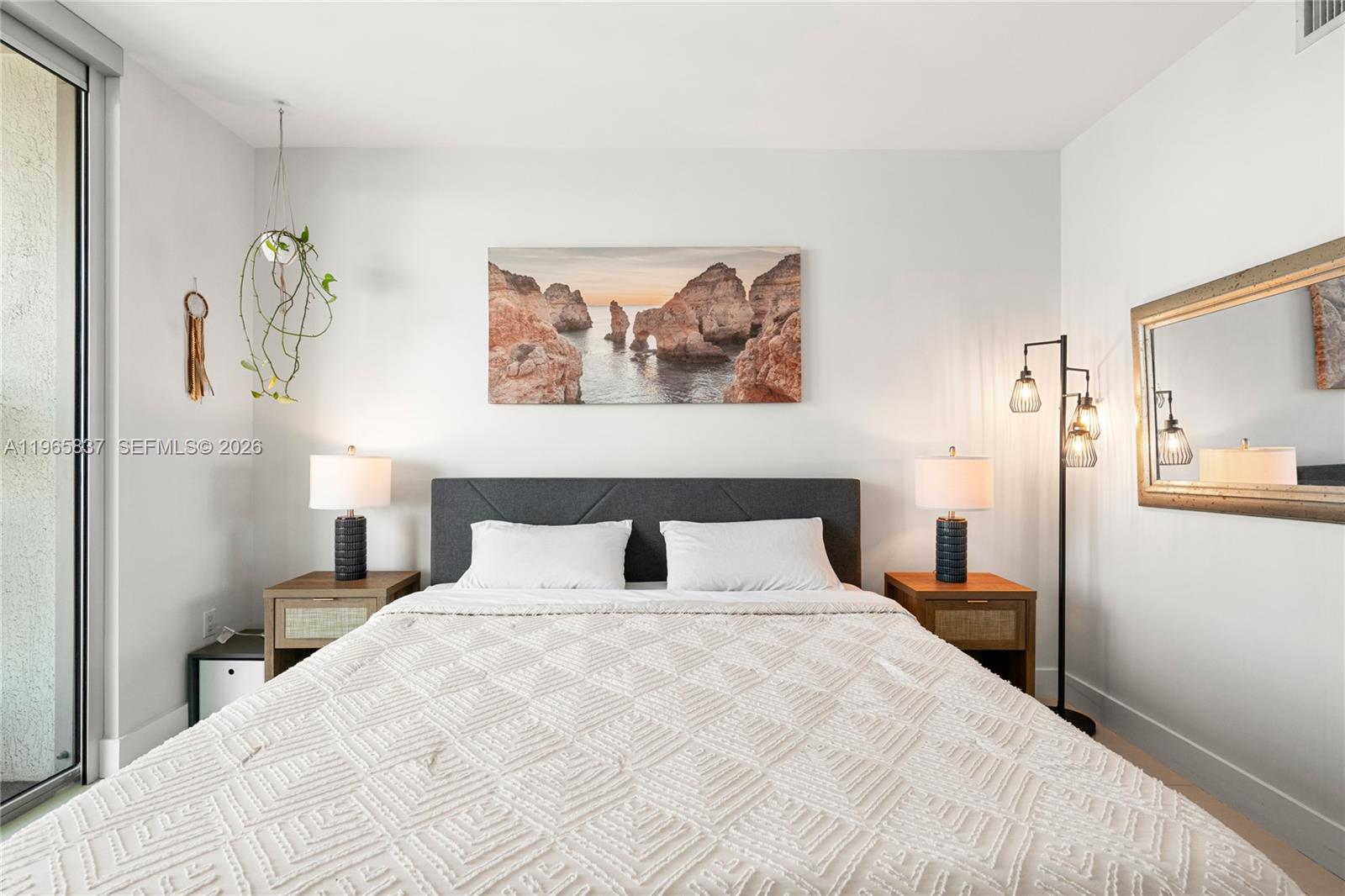 90 Southwest 3rd Street, Unit 2706 Miami, FL 33130 - Photo 25 of 68