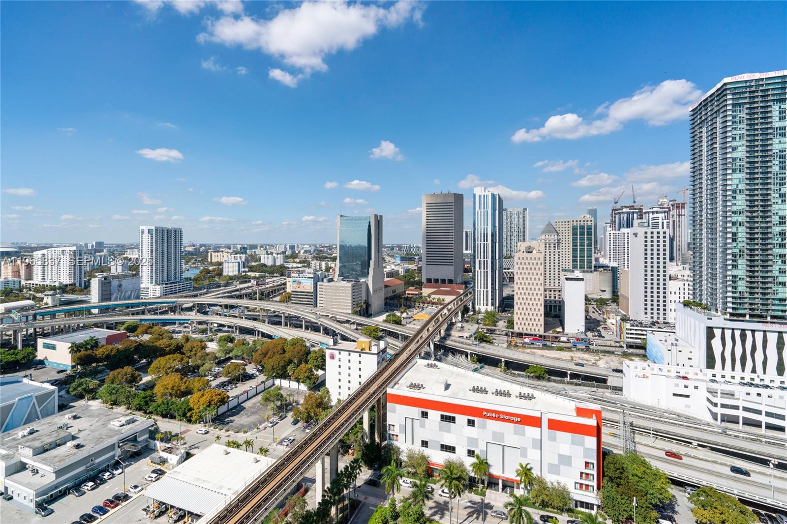 90 Southwest 3rd Street, Unit 2706 Miami, FL 33130 - Photo 33 of 68