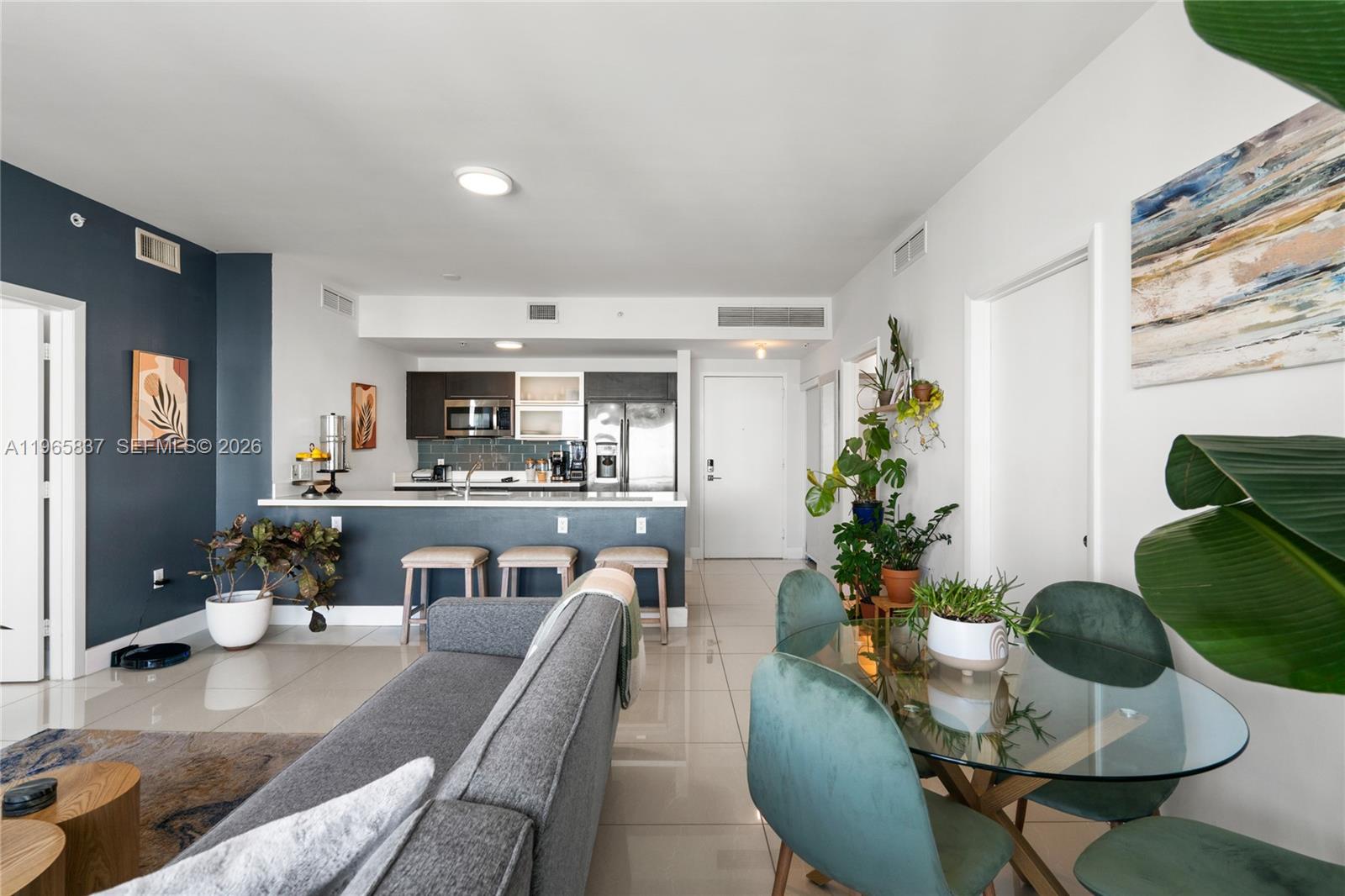 90 Southwest 3rd Street, Unit 2706 Miami, FL 33130 - Photo 7 of 68