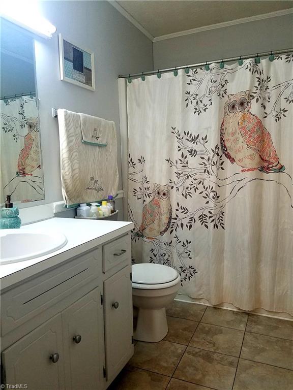 3240 Sourwood Ridge Road Lenoir, NC 28645 - Photo 19 of 25 Hall Bath