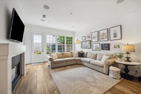 $1,595,000 | 3803 Byron Street, West University Place, TX 77005