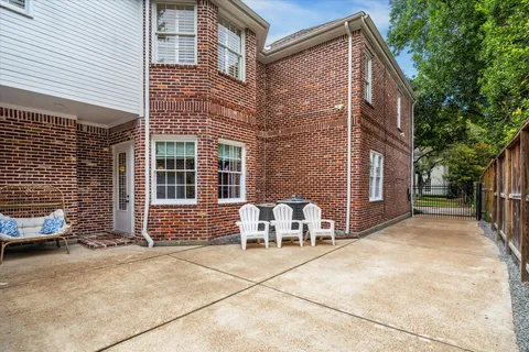 $1,595,000 | 3803 Byron Street, West University Place, TX 77005