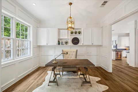 $1,595,000 | 3803 Byron Street, West University Place, TX 77005