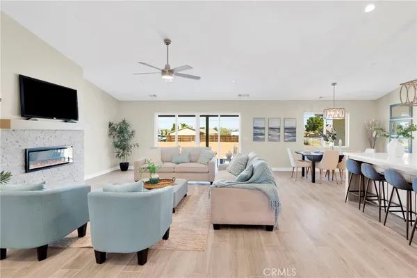 $590,000 | 21960 Ramona, Apple Valley, CA 92307