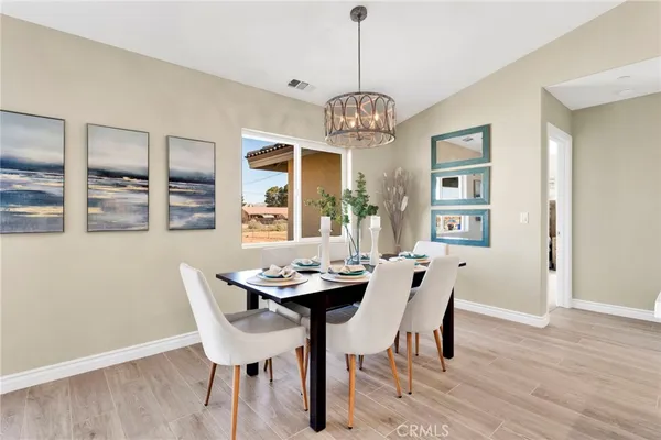 $590,000 | 21960 Ramona, Apple Valley, CA 92307