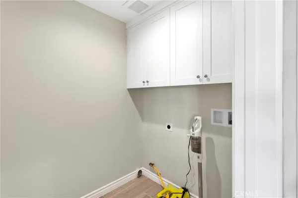 $590,000 | 21960 Ramona, Apple Valley, CA 92307