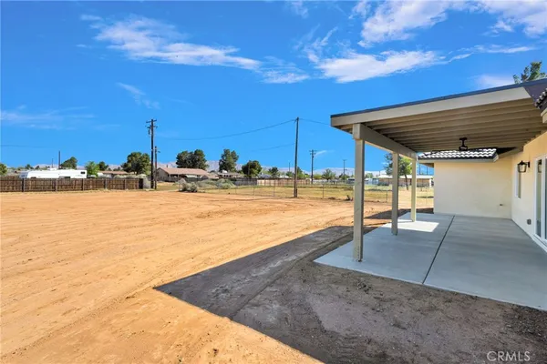 $590,000 | 21960 Ramona, Apple Valley, CA 92307