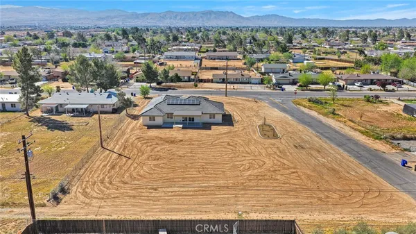 $590,000 | 21960 Ramona, Apple Valley, CA 92307