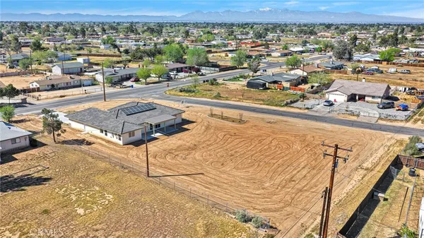 $590,000 | 21960 Ramona, Apple Valley, CA 92307