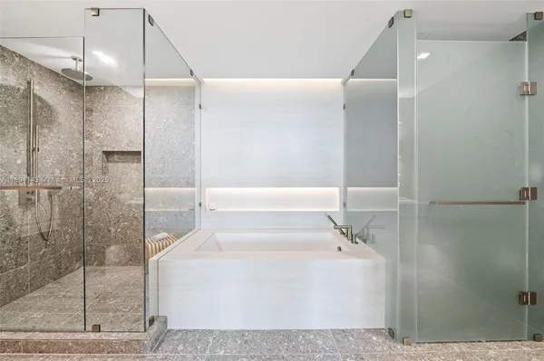 $16,000 | 900 North Ocean Boulevard, Unit 1005, Pompano Beach, FL 33062