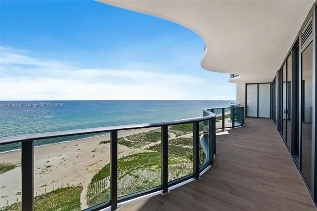 $16,000 | 900 North Ocean Boulevard, Unit 1005, Pompano Beach, FL 33062