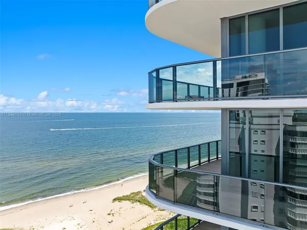 $16,000 | 900 North Ocean Boulevard, Unit 1005, Pompano Beach, FL 33062