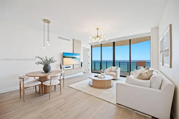 $16,000 | 900 North Ocean Boulevard, Unit 1005, Pompano Beach, FL 33062