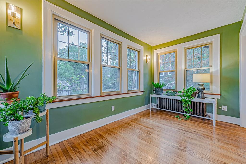 647 Cascade Road Pittsburgh, PA 15221 - Photo 12 of 25 Gallery Image 12