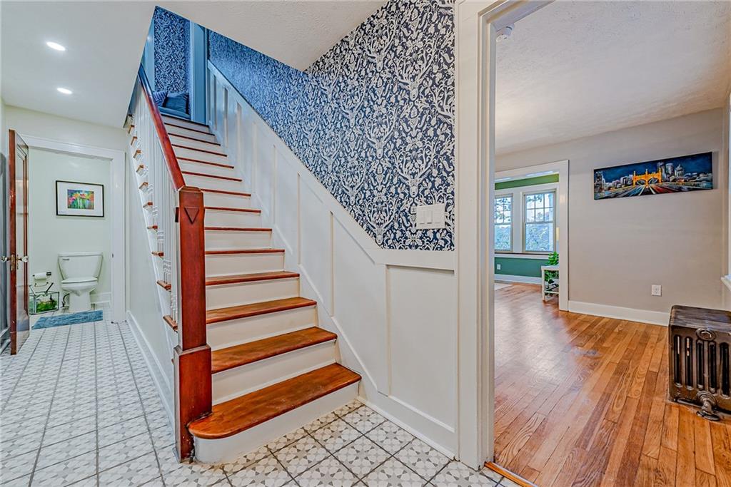 647 Cascade Road Pittsburgh, PA 15221 - Photo 14 of 25 Gallery Image 14