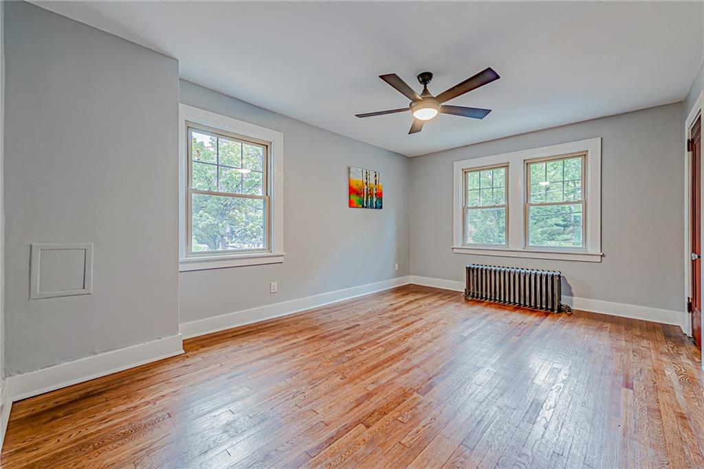 647 Cascade Road Pittsburgh, PA 15221 - Photo 16 of 25 Gallery Image 16