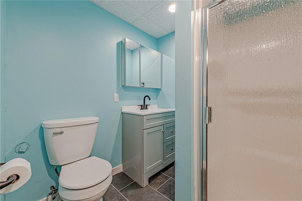 647 Cascade Road Pittsburgh, PA 15221 - Photo 21 of 25 Gallery Image 21