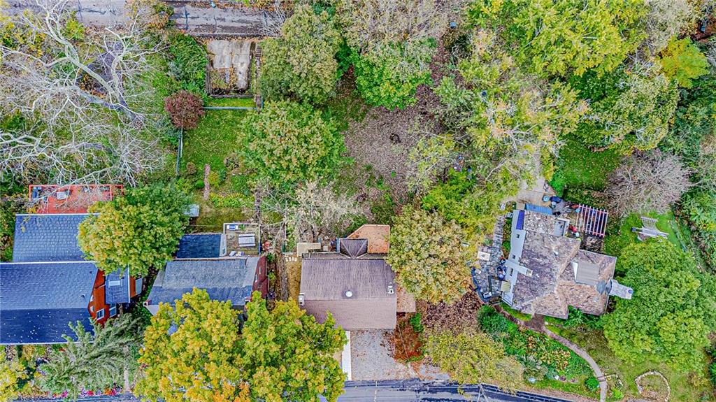 647 Cascade Road Pittsburgh, PA 15221 - Photo 23 of 25 Gallery Image 23