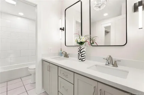 $415,000 | 7119 Boisclair Drive, Lake Charles, LA 70605