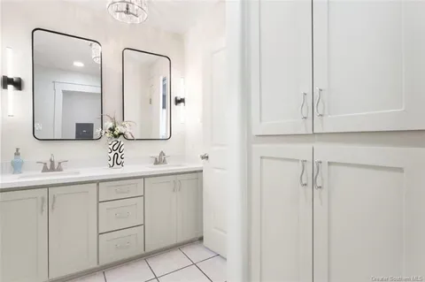 $415,000 | 7119 Boisclair Drive, Lake Charles, LA 70605